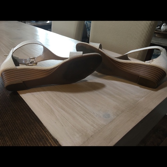 Shoes - Picture 3 of 3